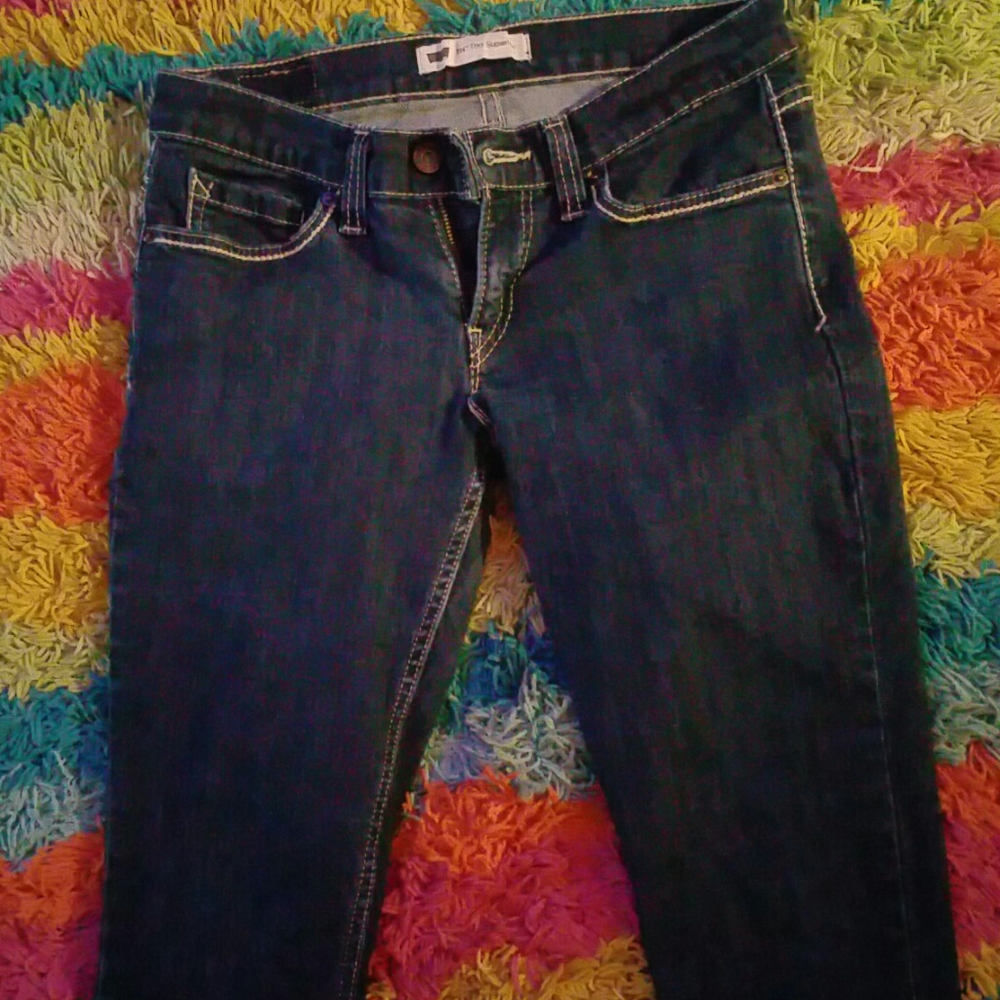 Levi's - Picture 2 of 2